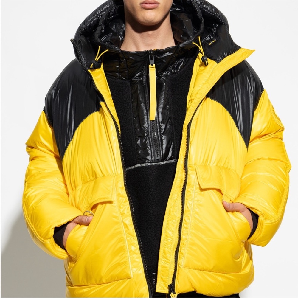 Brand New with tags Men’s Canada goose X Pyer Moss men’s puffer down coat.